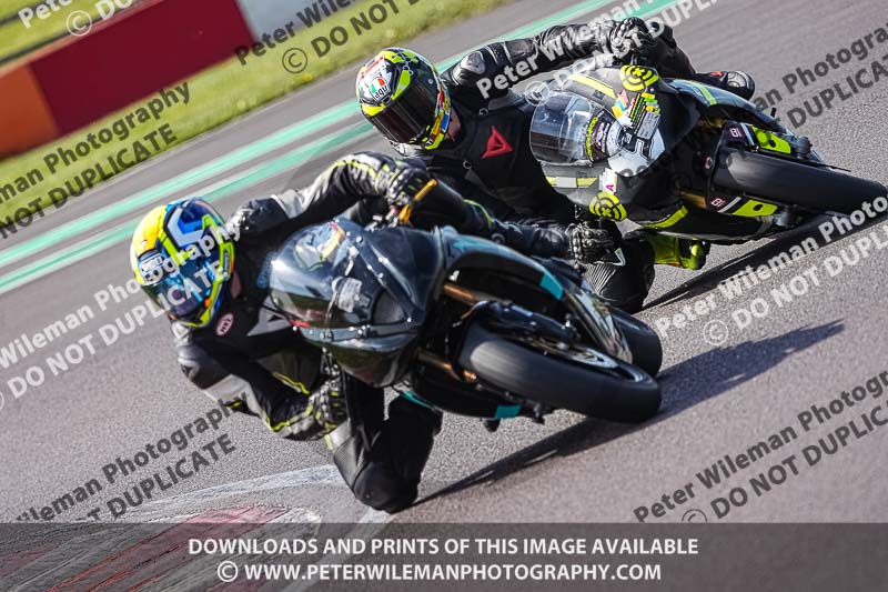donington no limits trackday;donington park photographs;donington trackday photographs;no limits trackdays;peter wileman photography;trackday digital images;trackday photos